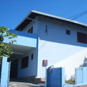 Residencial Tres Irmas Apartamento