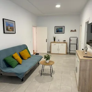 casa-elias-sun-beach.in-canary-islands.com/